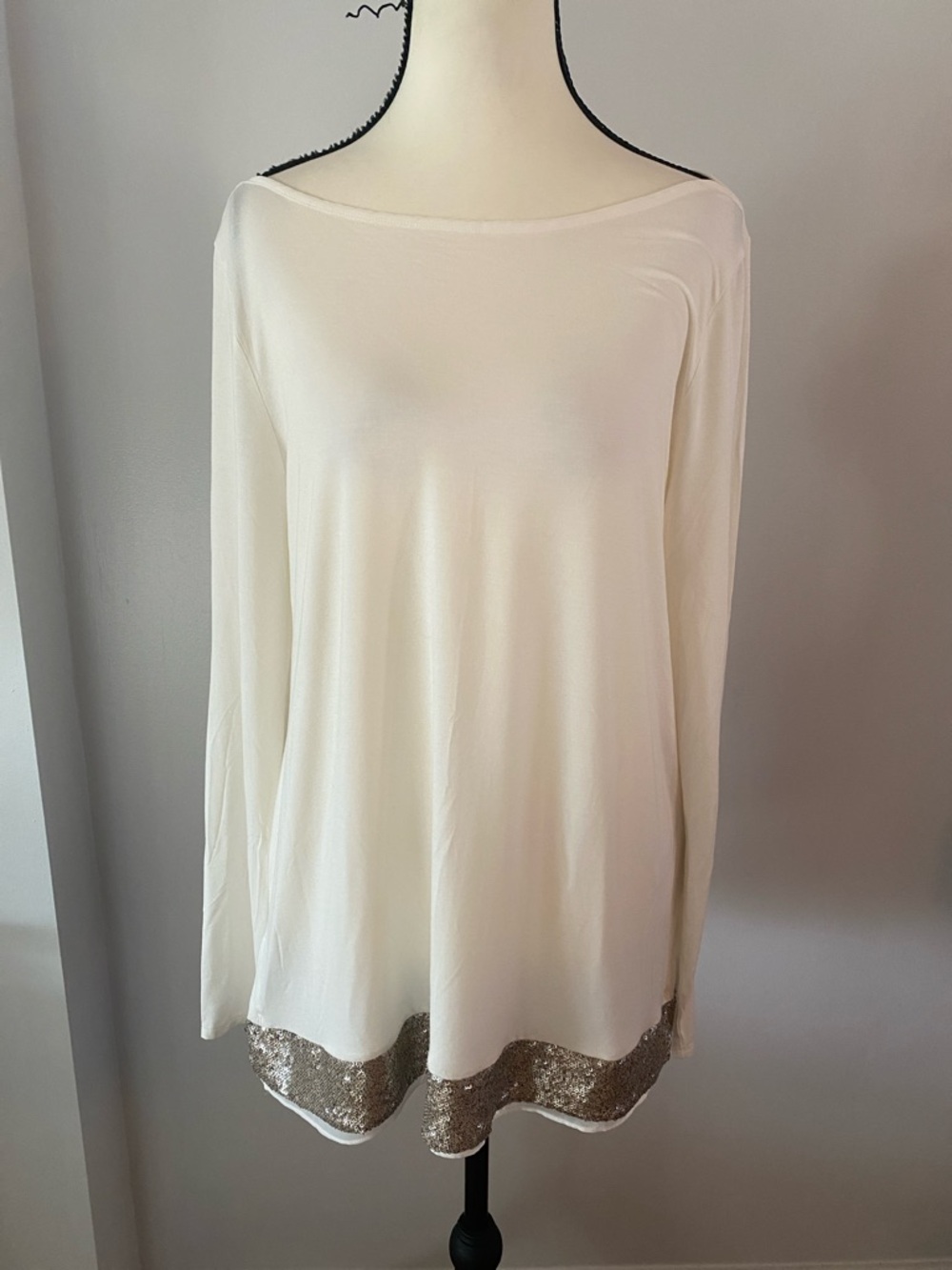 WHBM long sleeve large top with sequins at bottom - Picture 1 of 8